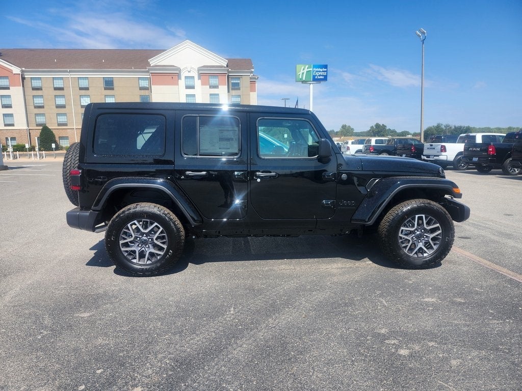 2025 Jeep Wrangler WRANGLER 4-DOOR SAHARA