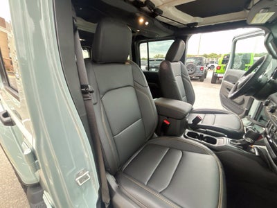 2027 Jeep Wrangler WRANGLER 4-DOOR SAHARA