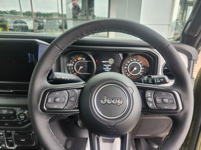 2026 Jeep Wrangler 4-Door Sport RHD 4x4