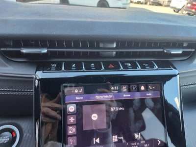 2025 Jeep Grand Cherokee Altitude 4x2