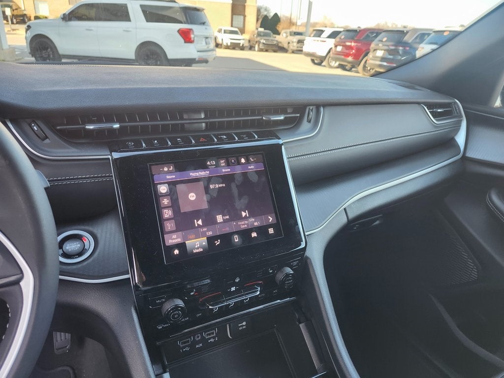 2025 Jeep Grand Cherokee Altitude 4x2