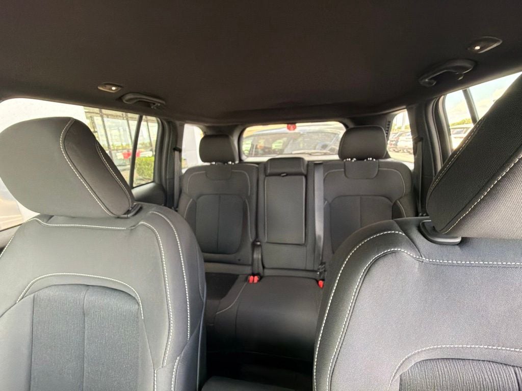2026 Jeep Grand Cherokee GRAND CHEROKEE LAREDO 4X2