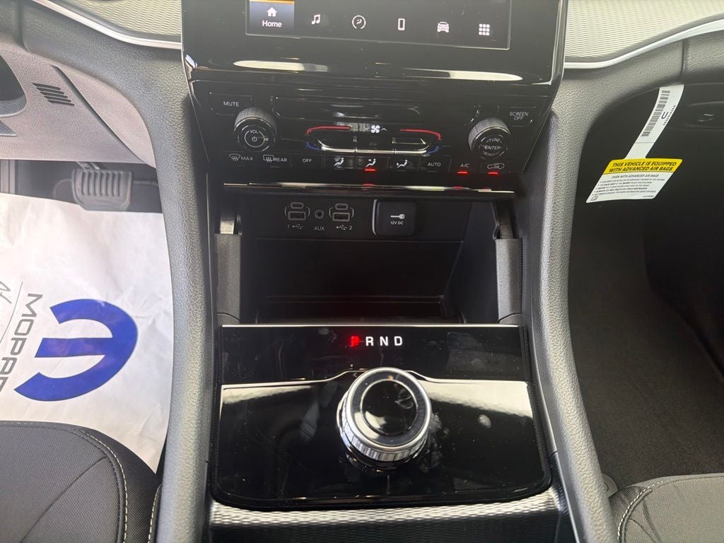 2026 Jeep Grand Cherokee GRAND CHEROKEE LAREDO 4X2