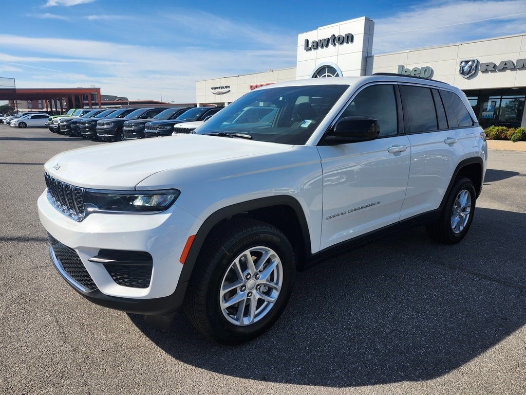 2025 Jeep Grand Cherokee GRAND CHEROKEE LAREDO X 4X2