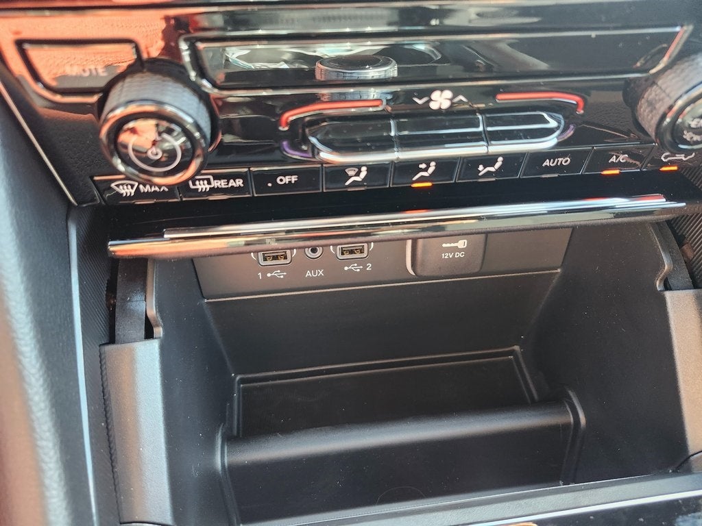 2025 Jeep Grand Cherokee GRAND CHEROKEE LAREDO X 4X2