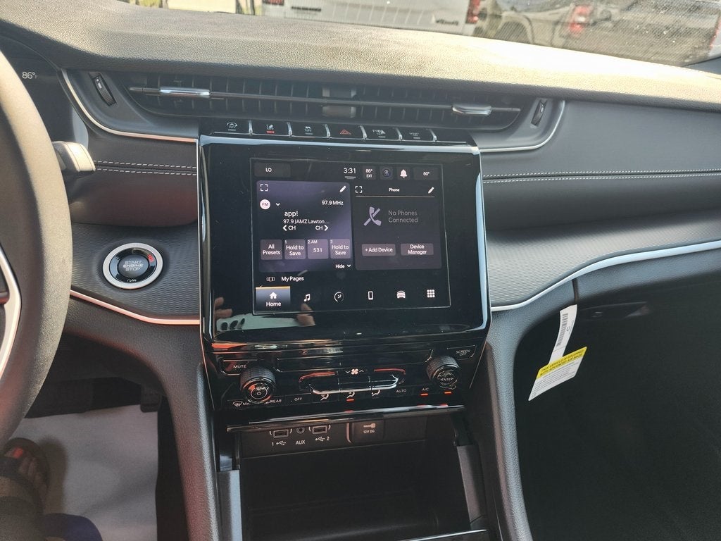 2025 Jeep Grand Cherokee GRAND CHEROKEE LAREDO X 4X2