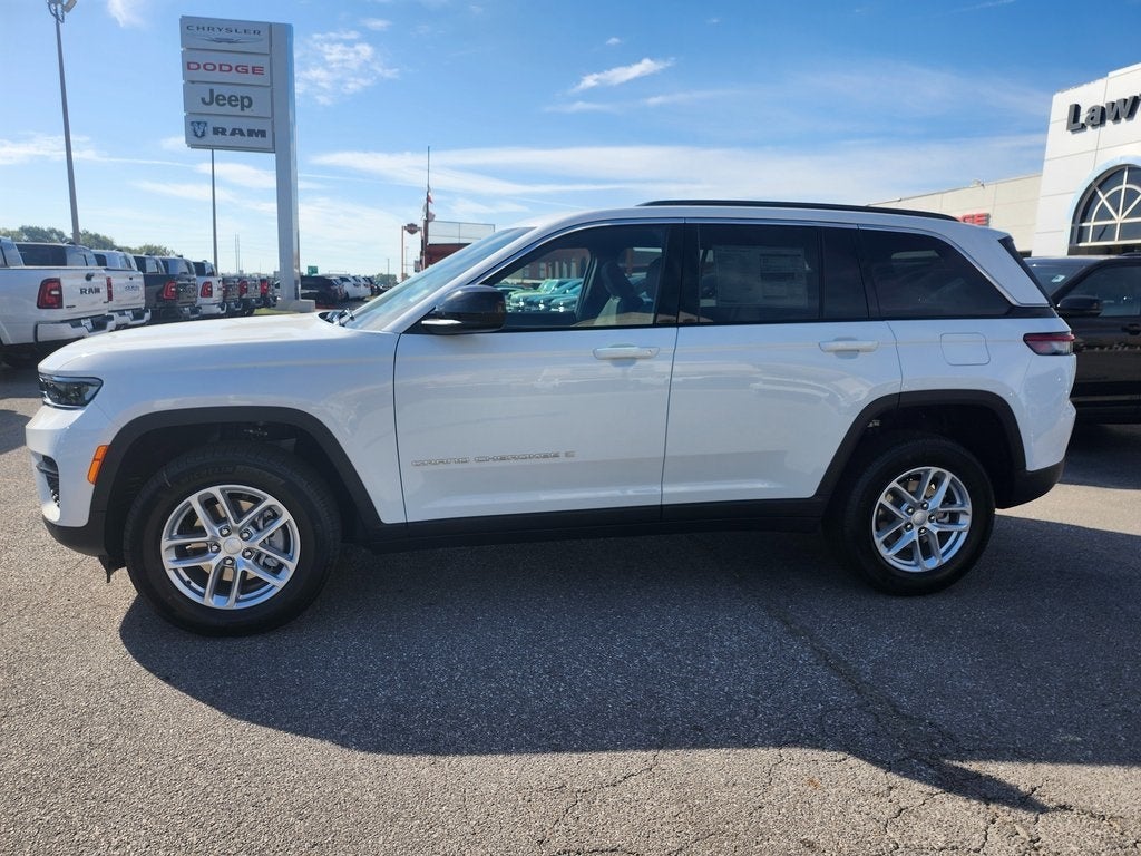 2025 Jeep Grand Cherokee GRAND CHEROKEE LAREDO X 4X2