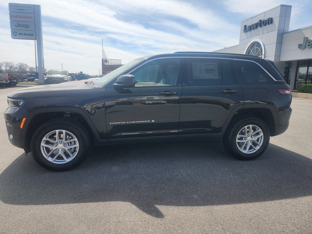 2026 Jeep Grand Cherokee GRAND CHEROKEE LAREDO 4X2