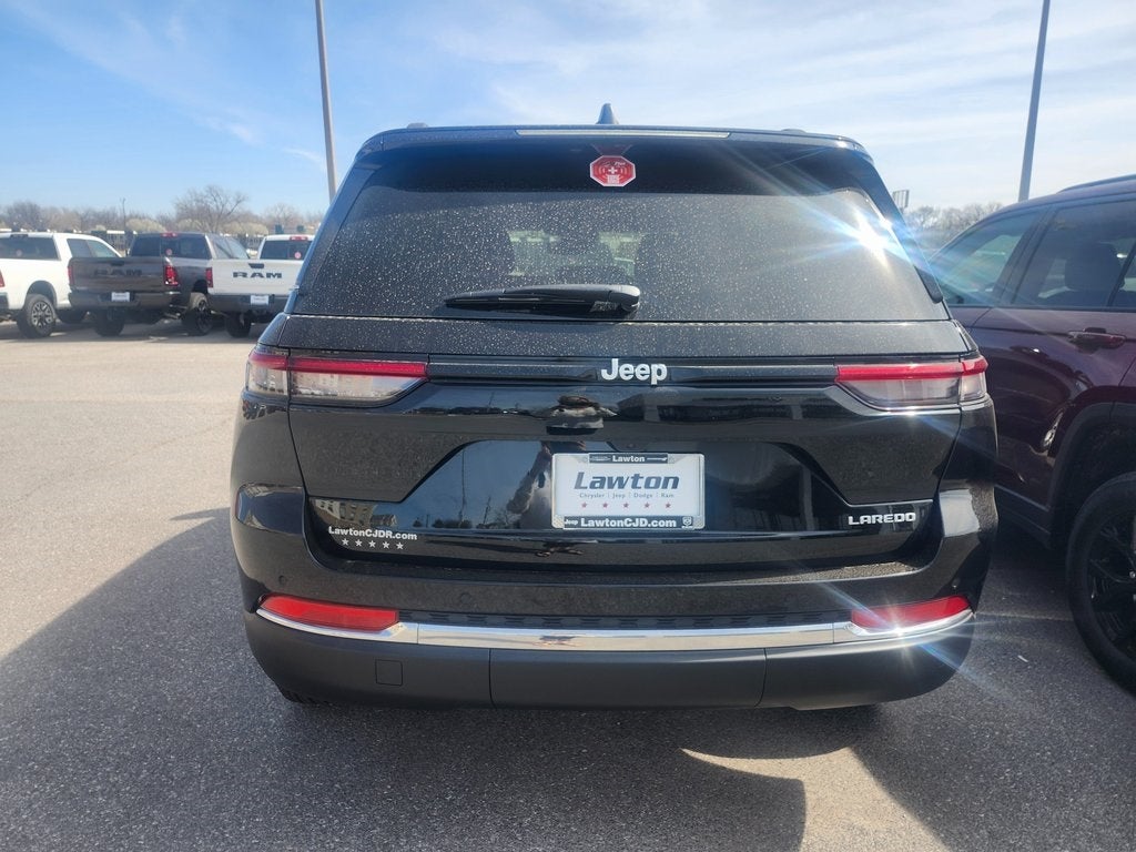 2026 Jeep Grand Cherokee GRAND CHEROKEE LAREDO 4X2