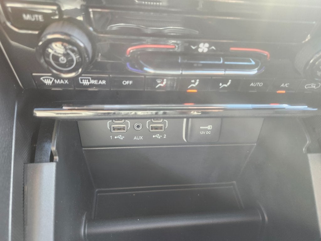 2025 Jeep Grand Cherokee GRAND CHEROKEE LAREDO X 4X2