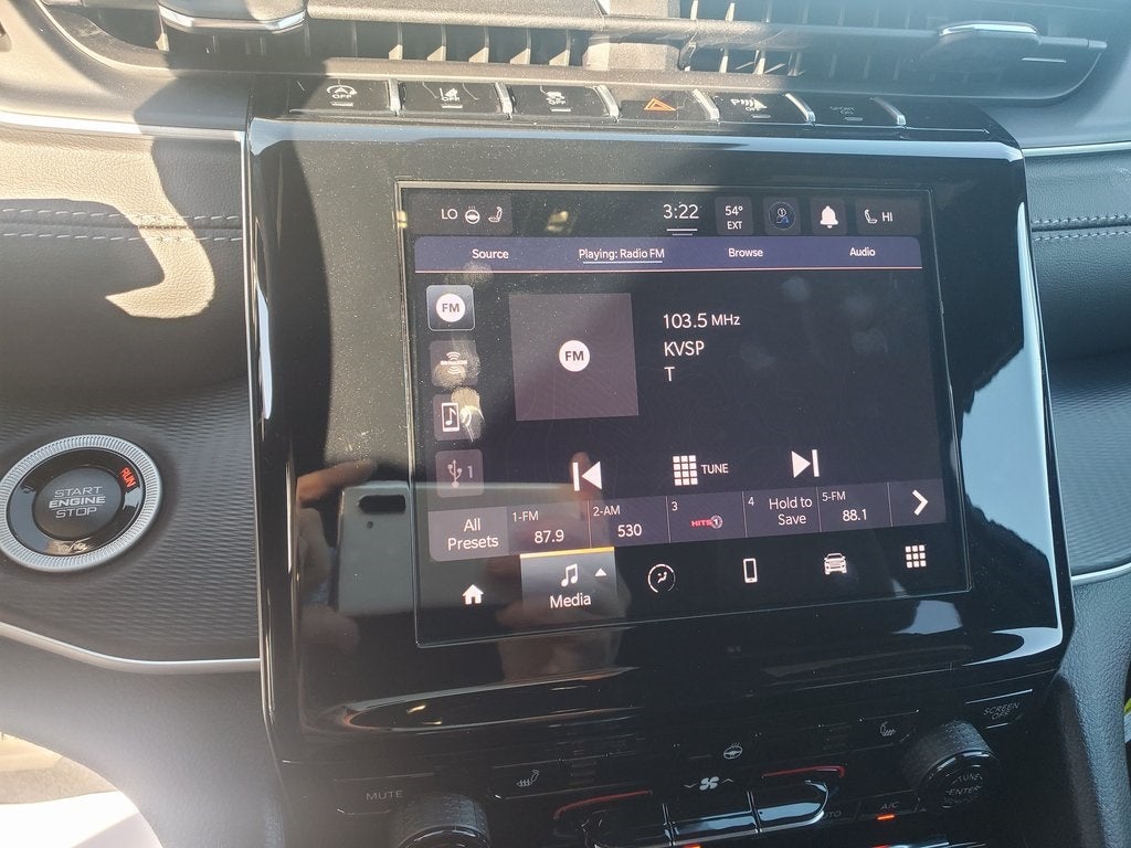 2025 Jeep Grand Cherokee GRAND CHEROKEE LAREDO X 4X2