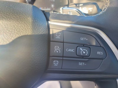 2025 Jeep Grand Cherokee GRAND CHEROKEE LAREDO X 4X2