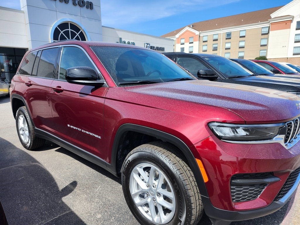 2026 Jeep Grand Cherokee GRAND CHEROKEE LAREDO 4X2