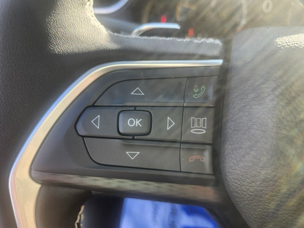 2025 Jeep Grand Cherokee GRAND CHEROKEE LAREDO X 4X2