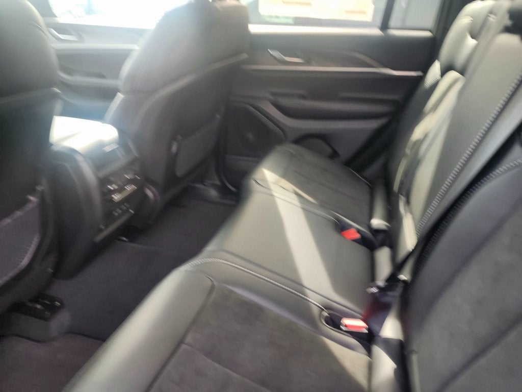 2026 Jeep Grand Cherokee GRAND CHEROKEE LAREDO ALTITUDE 4X2