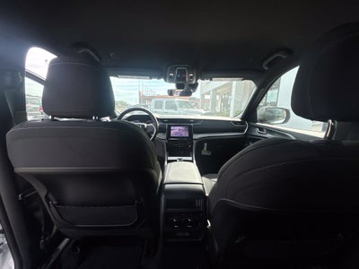2026 Jeep Grand Cherokee GRAND CHEROKEE LAREDO 4X4