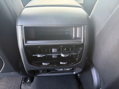 2026 Jeep Grand Cherokee GRAND CHEROKEE LAREDO X 4X4