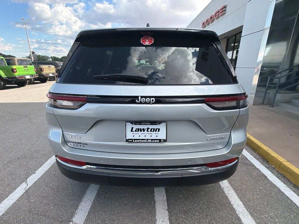 2026 Jeep Grand Cherokee GRAND CHEROKEE LAREDO X 4X4