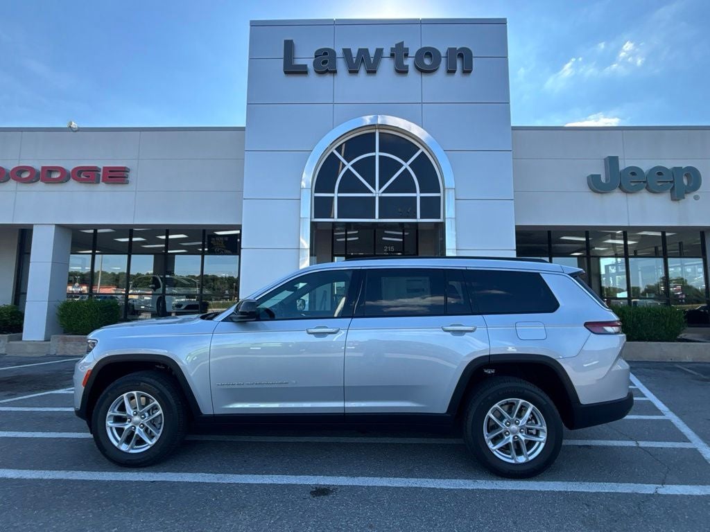 2026 Jeep Grand Cherokee GRAND CHEROKEE L LAREDO X 4X2