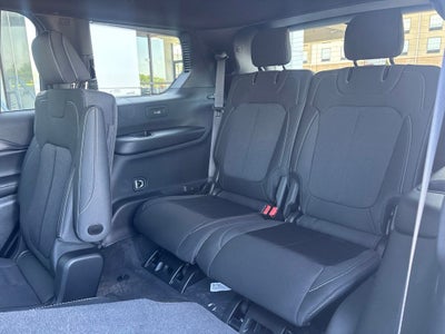 2026 Jeep Grand Cherokee GRAND CHEROKEE L LAREDO X 4X2