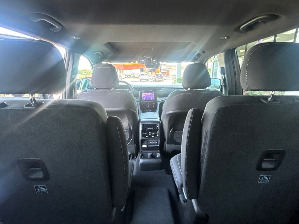 2026 Jeep Grand Cherokee GRAND CHEROKEE L LAREDO X 4X2