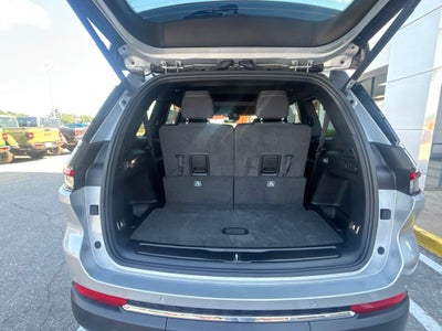 2026 Jeep Grand Cherokee GRAND CHEROKEE L LAREDO X 4X2
