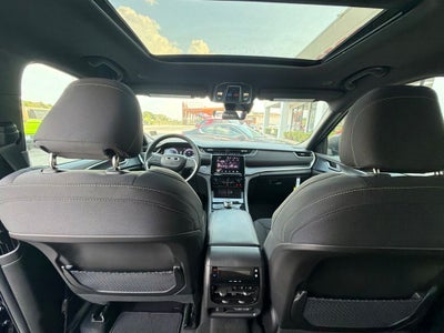 2026 Jeep Grand Cherokee GRAND CHEROKEE L LAREDO X 4X2