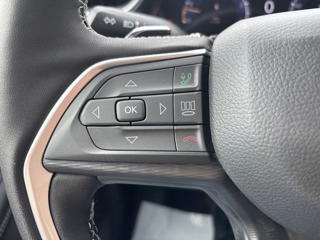 2026 Jeep Grand Cherokee GRAND CHEROKEE L LAREDO X 4X2