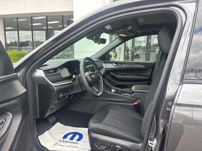 2026 Jeep Grand Cherokee GRAND CHEROKEE L LAREDO X 4X2