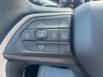2026 Jeep Grand Cherokee GRAND CHEROKEE L LAREDO ALTITUDE 4X2