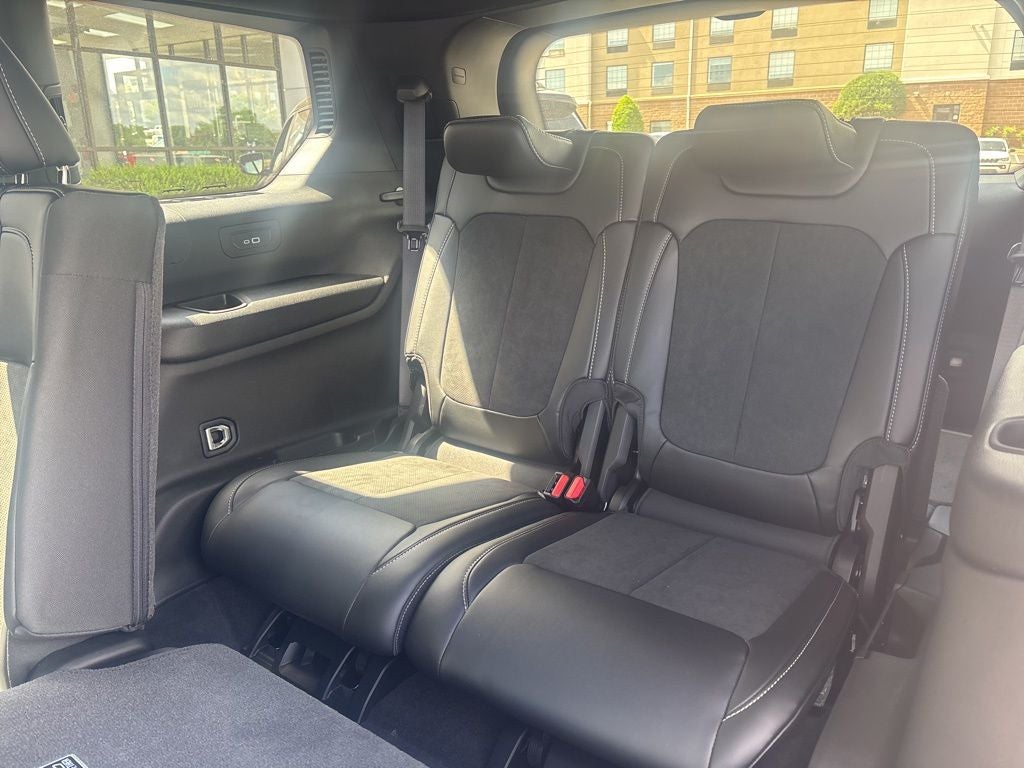 2026 Jeep Grand Cherokee GRAND CHEROKEE L LAREDO ALTITUDE 4X2