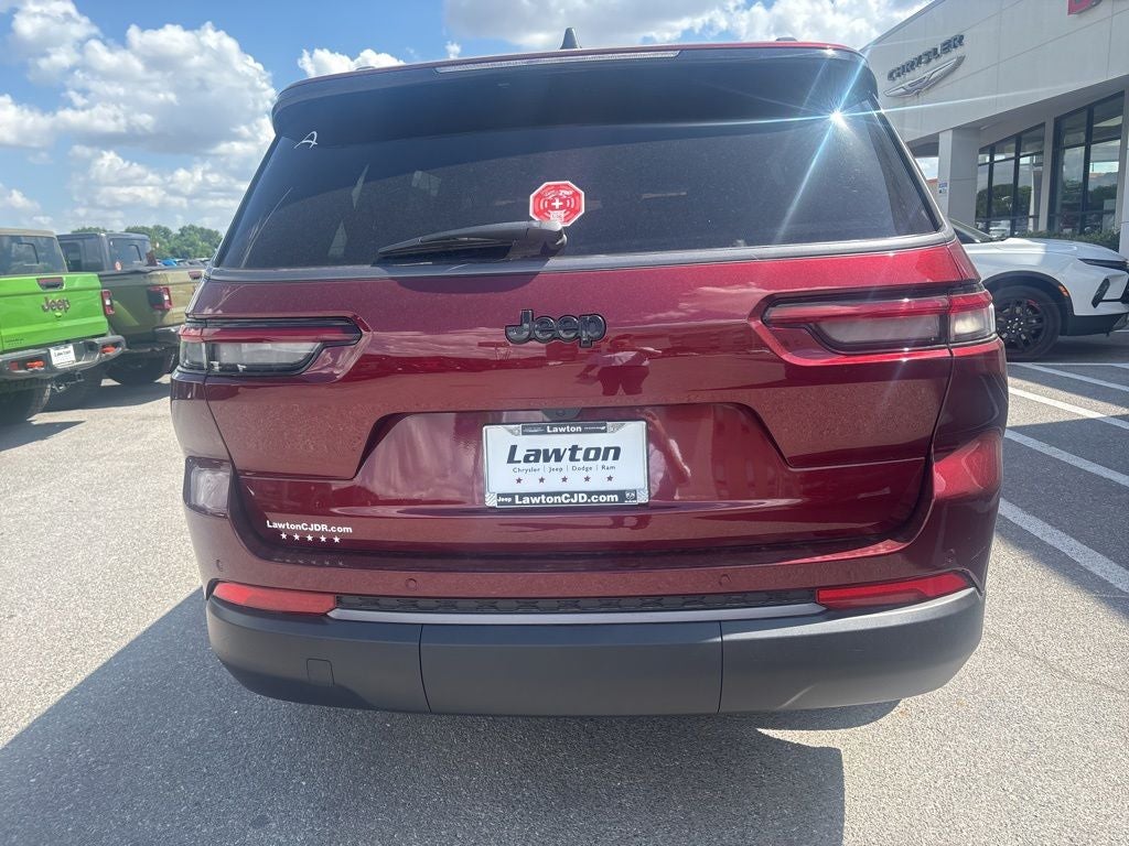 2026 Jeep Grand Cherokee GRAND CHEROKEE L LAREDO ALTITUDE 4X2