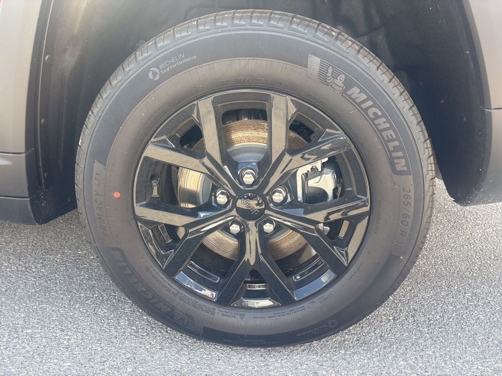 2026 Jeep Grand Cherokee GRAND CHEROKEE L LAREDO ALTITUDE 4X2