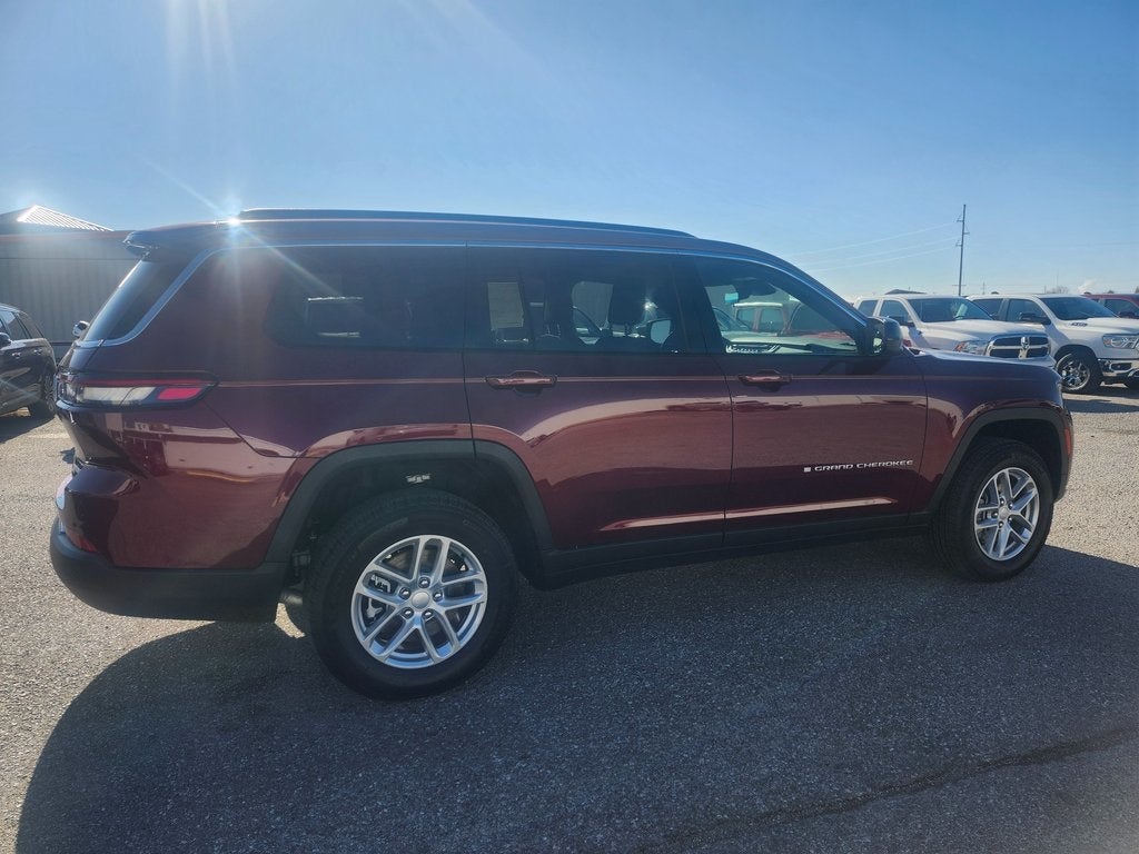 2025 Jeep Grand Cherokee GRAND CHEROKEE L LAREDO X 4X4