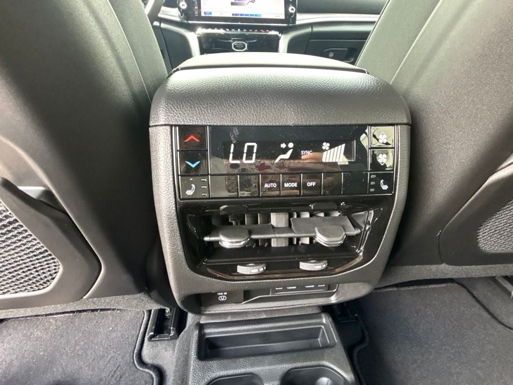 2026 Jeep Grand Cherokee GRAND CHEROKEE L LIMITED RESERVE 4X4