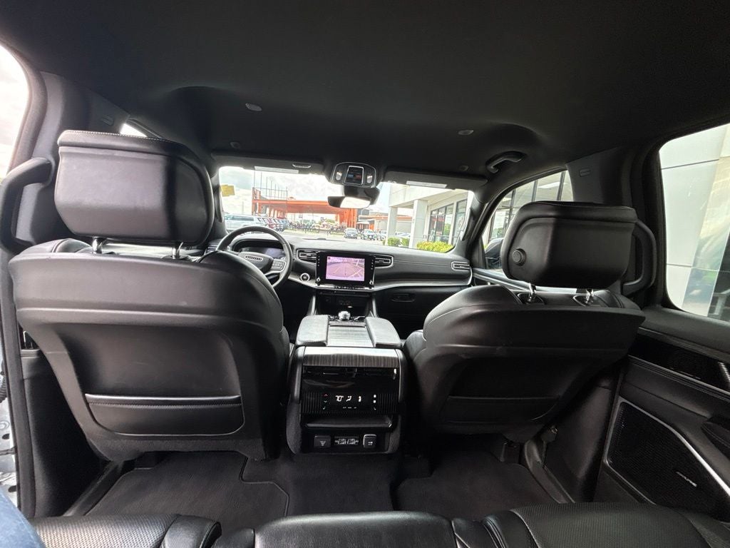 2023 Jeep Wagoneer L Series III 4x4