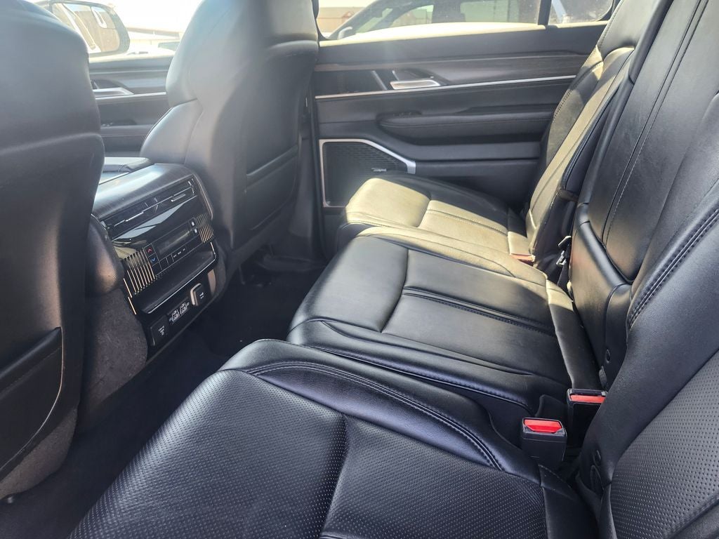 2024 Jeep Wagoneer Series II 4x2