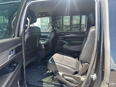 2024 Jeep Wagoneer Series III 4x4
