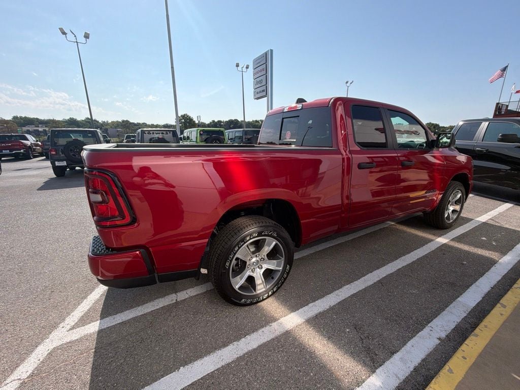 2026 RAM Ram 1500 RAM 1500 EXPRESS QUAD CAB 4X2 6'4' BOX