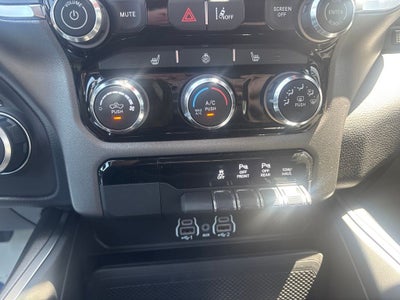 2026 RAM Ram 1500 RAM 1500 BIG HORN CREW CAB 4X2 5'7' BOX