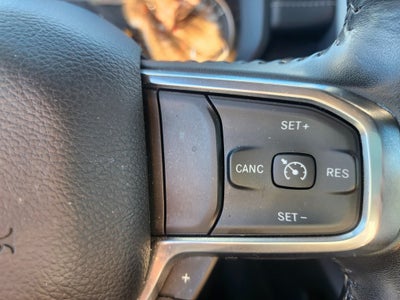 2024 RAM 1500 Laramie Crew Cab 4x2 5'7' Box