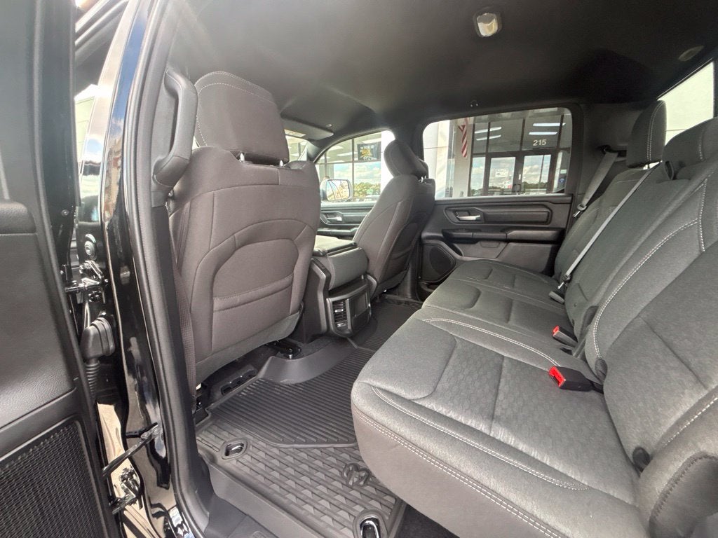 2027 RAM Ram 1500 RAM 1500 WARLOCK CREW CAB 4X4 5'7' BOX