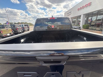 2027 RAM Ram 1500 RAM 1500 WARLOCK CREW CAB 4X4 5'7' BOX