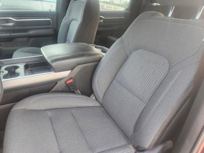 2024 RAM 1500 Big Horn Crew Cab 4x4 5'7' Box