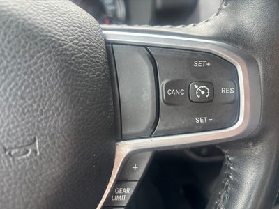 2023 RAM 1500 Big Horn Crew Cab 4x4 5'7' Box