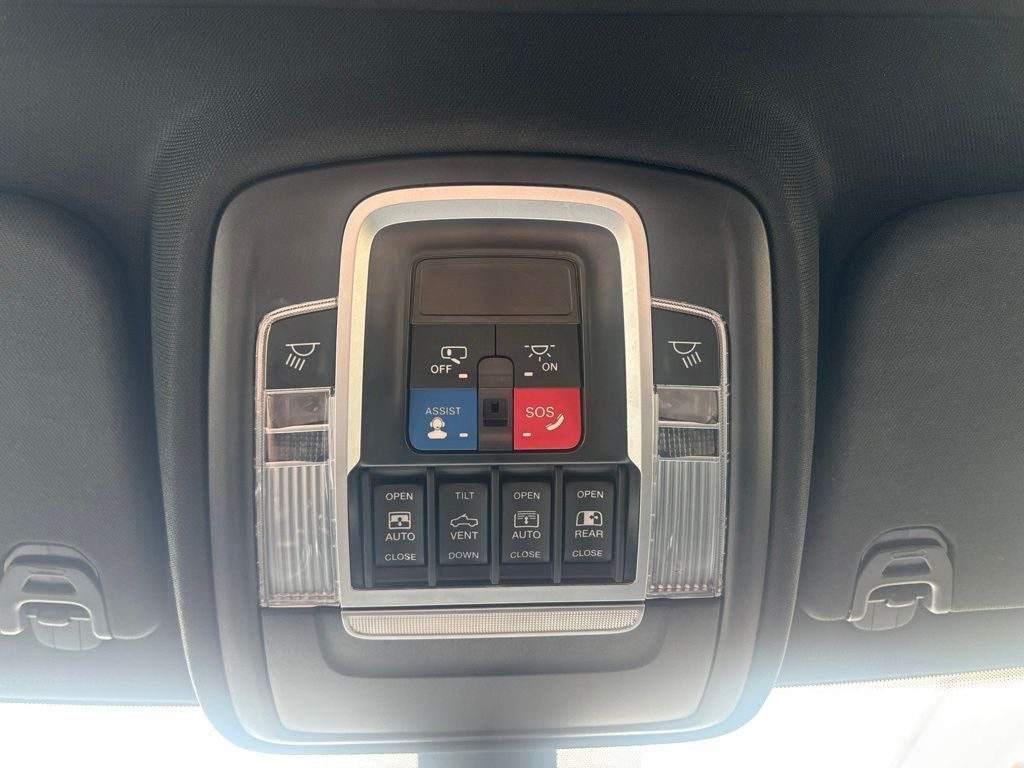 2023 RAM 1500 Big Horn Crew Cab 4x4 5'7' Box