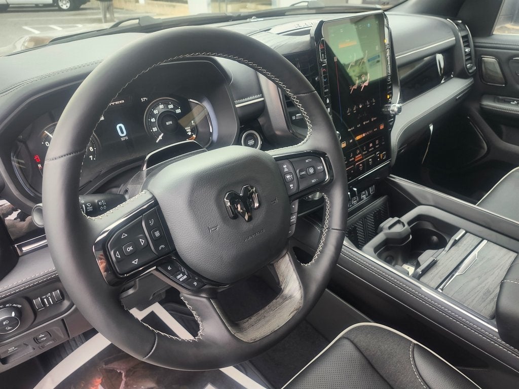 2026 RAM Ram 1500 RAM 1500 LIMITED CREW CAB 4X4 5'7' BOX