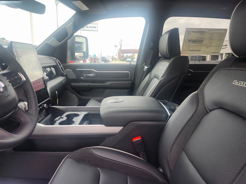 2025 RAM Ram 1500 RAM 1500 LARAMIE CREW CAB 4X4 5'7' BOX