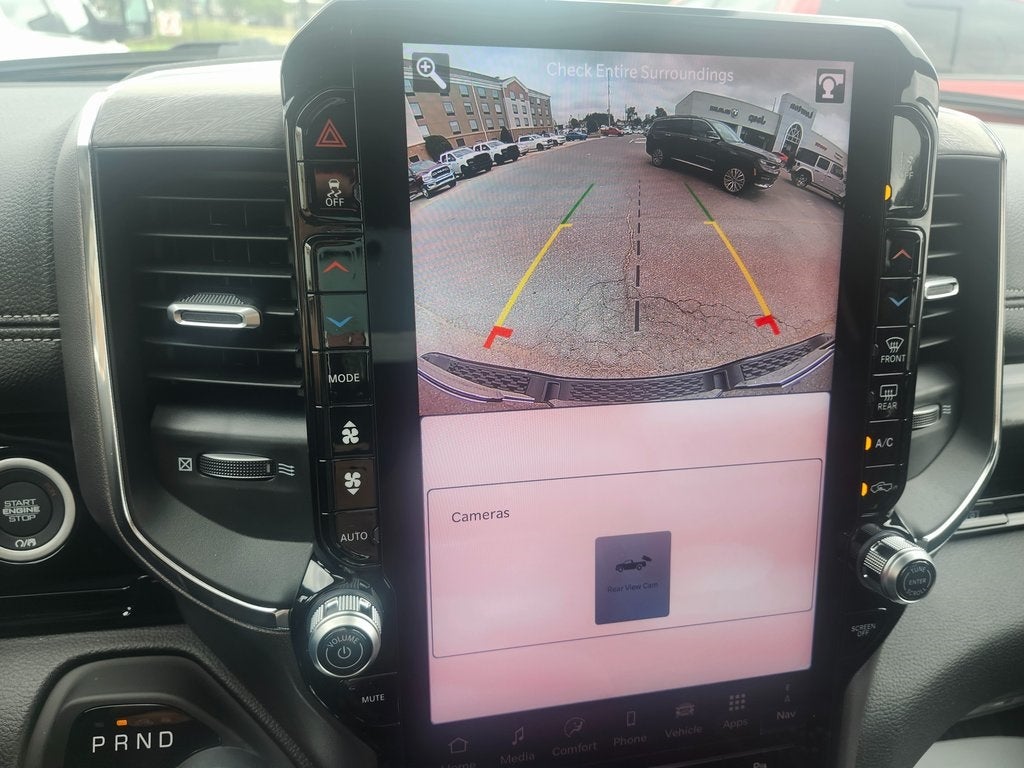 2025 RAM Ram 1500 RAM 1500 LARAMIE CREW CAB 4X4 5'7' BOX