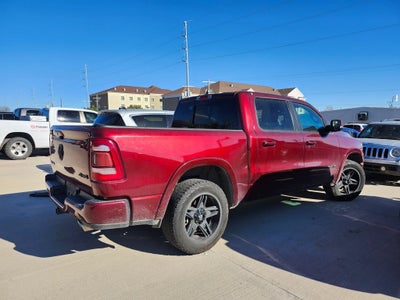 2020 RAM 1500 Laramie Crew Cab 4x4 5'7' Box